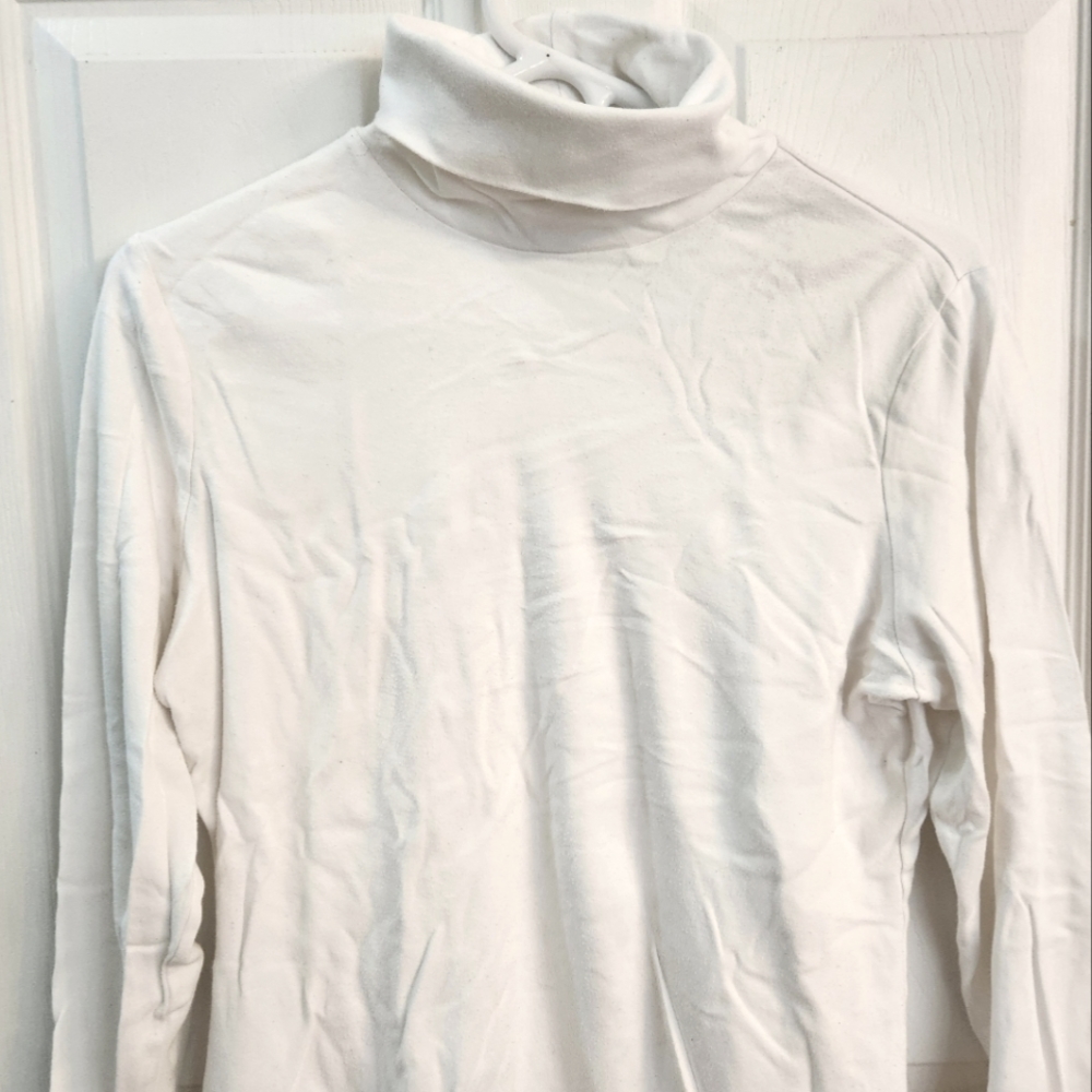 Women's turtleneck. Eddie Bauer. Size medium.